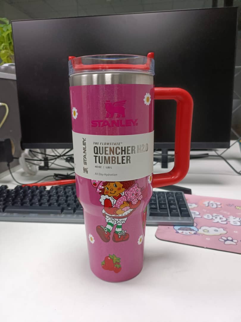Strawberry Shortcake x Stanley Cup 40oz